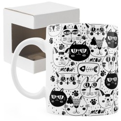 Kubek w czarne koty. Dla miłośnika kotów.
