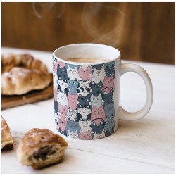 Kubek z kolorowymi kotami – idealny dla kociarzy!
